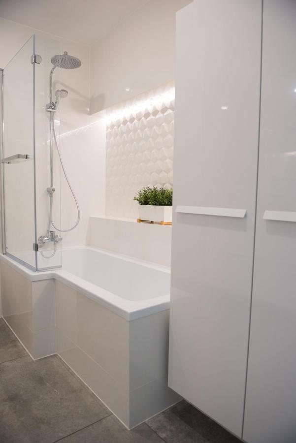 Apartament Bulgarska 60M2-3 Pokoje-Piekny Widok-13 Pietro 24H Check In Poznań Exteriör bild