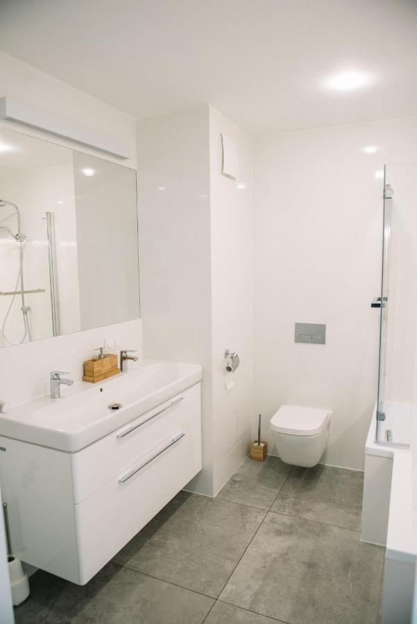Apartament Bulgarska 60M2-3 Pokoje-Piekny Widok-13 Pietro 24H Check In Poznań Exteriör bild