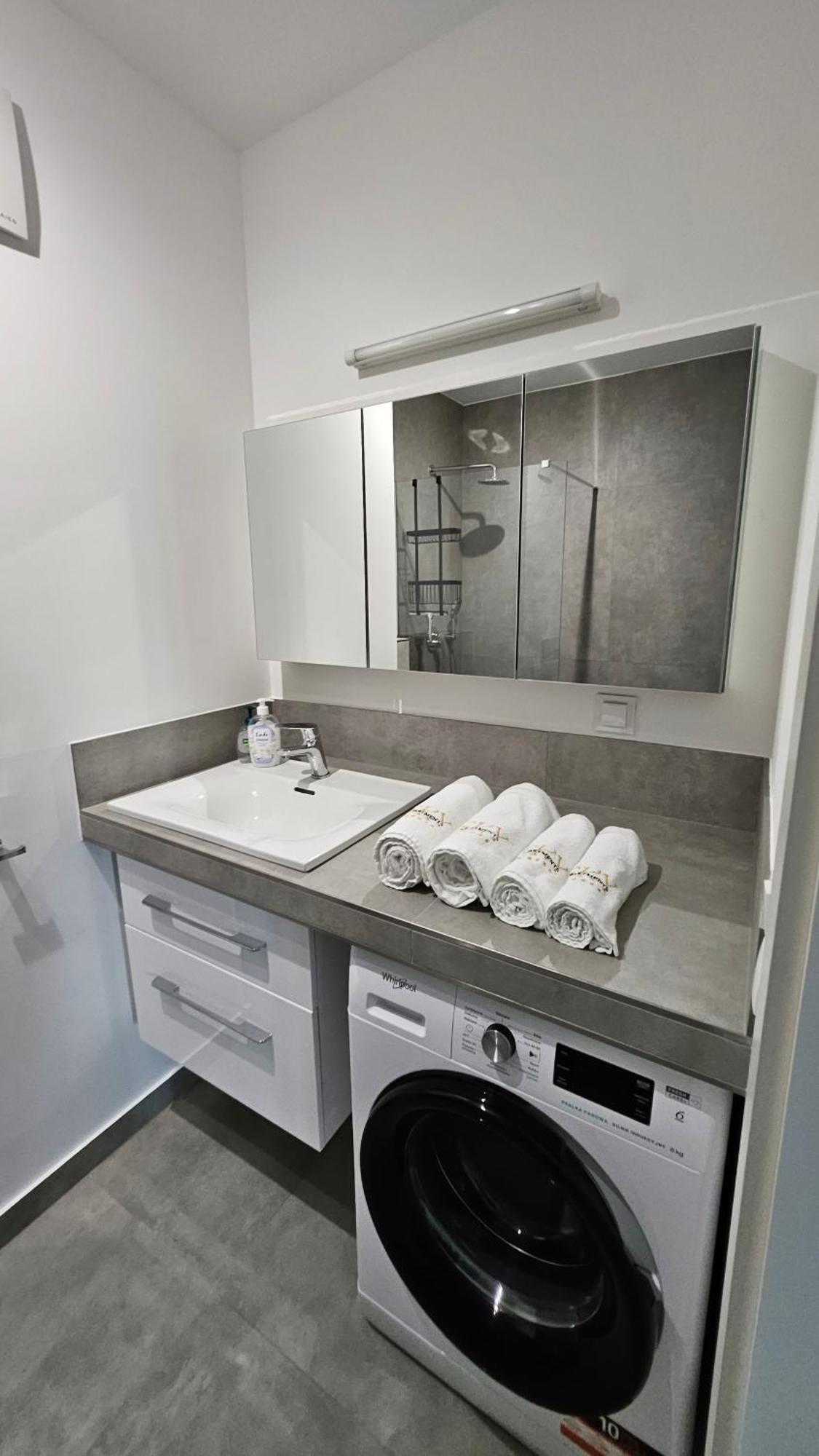 Apartament Bulgarska 60M2-3 Pokoje-Piekny Widok-13 Pietro 24H Check In Poznań Exteriör bild